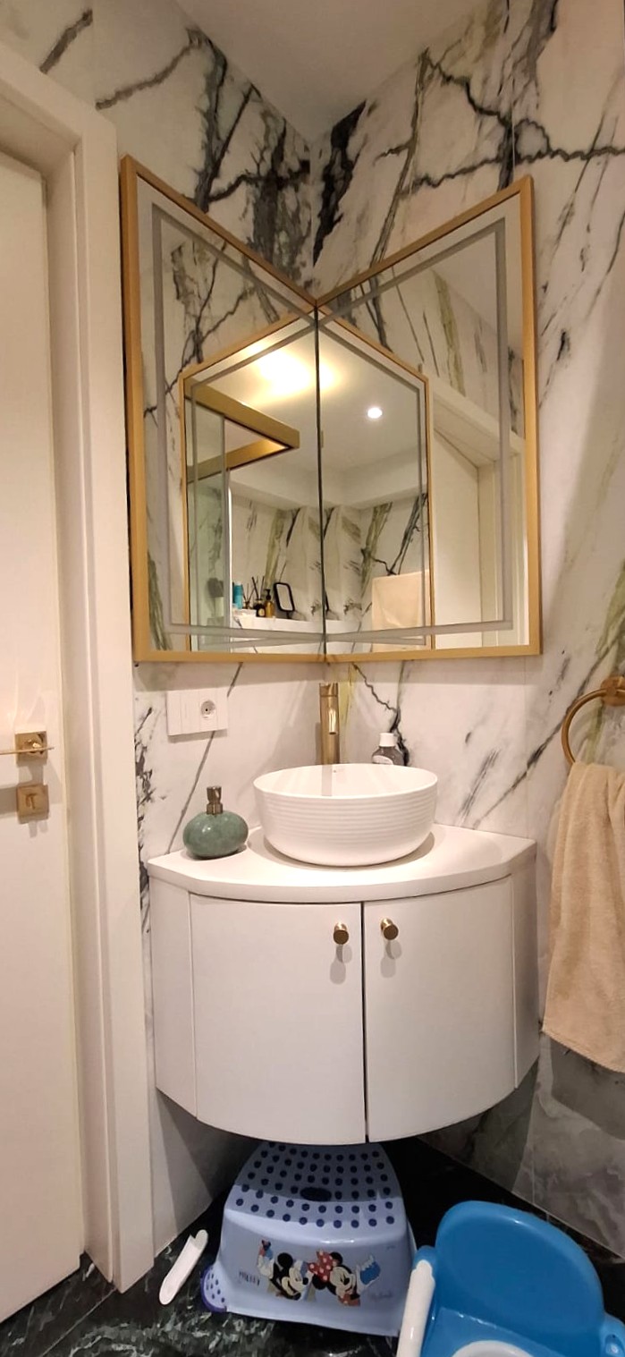 Mobilier grup sanitar